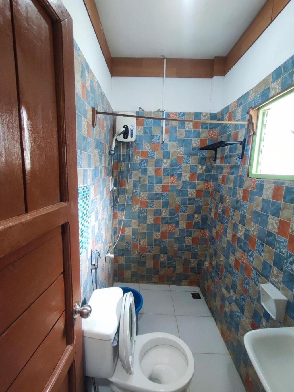 Alfa Beach Front Lodge El Nido Bagian luar foto
